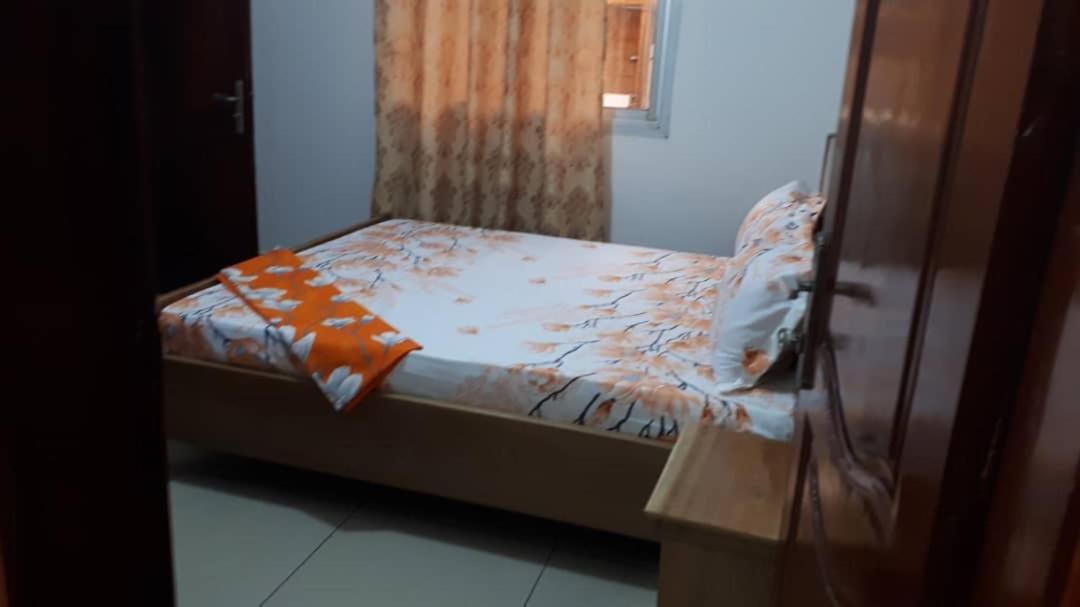 Signorile Jo 2 Apartment Yaoundé Екстериор снимка